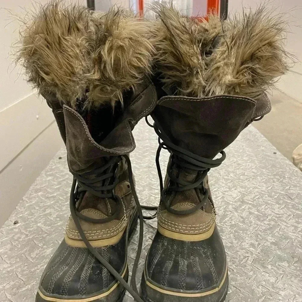 Sorel joan of arctic winter boots - Picture 3 of 6